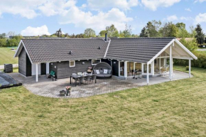 Awesome Home In Stege With 4 Bedrooms And Wifi, Stege